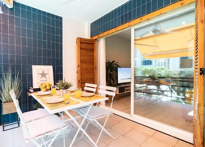 Apartamento 1a Línea Urbanizacion Playazul *